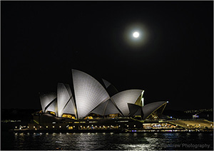 CI0008 Night Opera